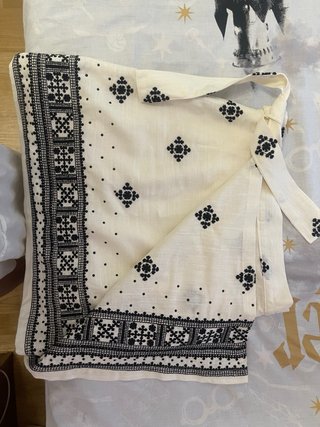 Falda cruzada Koroshi bordado étnico