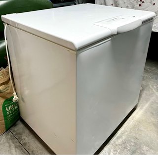 Arcón Congelador Electrolux ECP21108W
