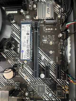 PC Ryzen 5 5600G 32GB RAM 1TB SSD
