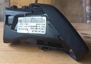 Bocchetta Aria Destra Peugeot 208 / e-208