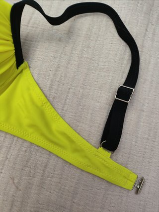 Biquíni Tamanho S - Amarelo e Preto - Novo
