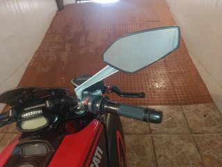 Ducati Diavel Carbon Negra Roja