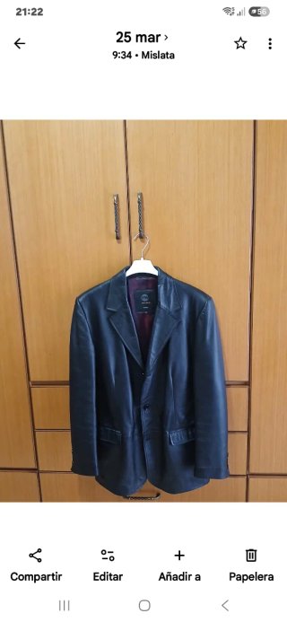 Chaqueta de piel auténtica negra