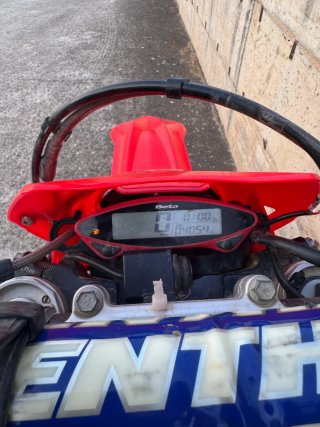 Beta 350 4T Enduro del 2023.