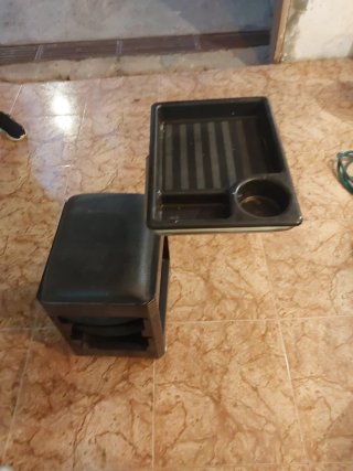 Banqueta o taburete de trabajo para manicura