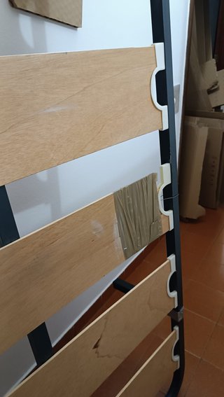 Somier de lamas de madera y metal 135x180