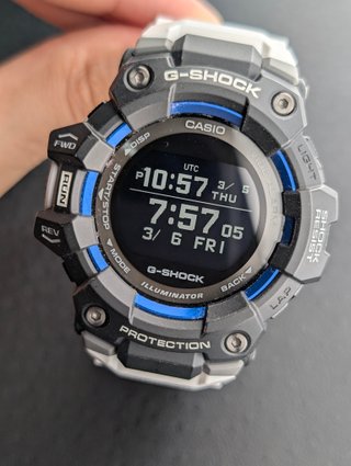 Orologio Casio G-Shock Nero e Bianco