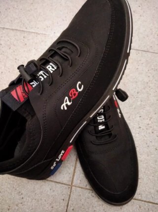 Zapatos de hombre negros sin estrenar