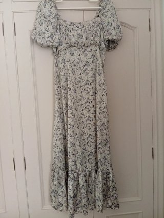 Vestido Zara flores satinado boho S