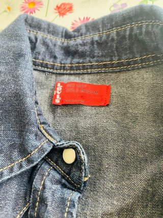 Camisa Levi's azul