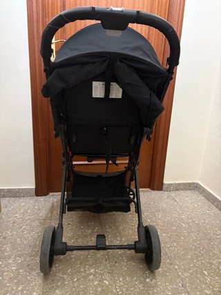 Silla de paseo ligera negra capota XXL
