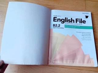 English File With Online Practice for Speakers ...