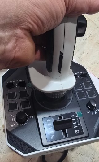 Joystick Thrustmaster SOL-R1 Flightstick. Come nuovo