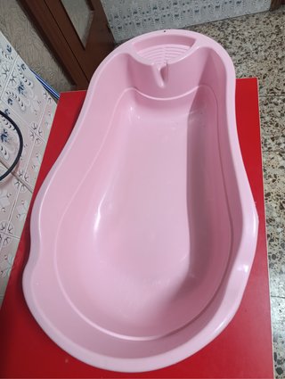 Bañera de bebé rosa