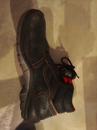 Scarpe antinfortunistiche nere taglia 44