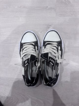 Amiri Skeleton Zapatillas Negras y Blancas