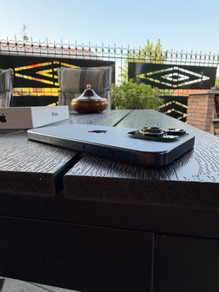 iPhone 15 Pro 128GB Nero - Non Funzionante