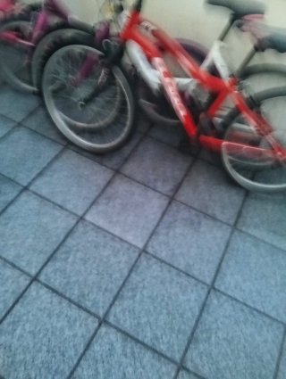 Bicicleta Roja  Morada,Blanca y Rosa