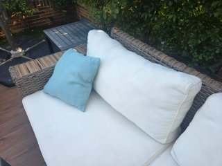 Conjunto de jardín 2 sillones, sofá y mesa pequeña