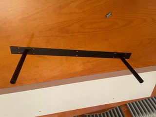 Estantería de madera blanca