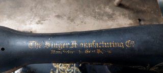 Máquina de coser Singer antigua, año 1872