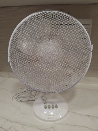 Ventilador de sobremesa blanco