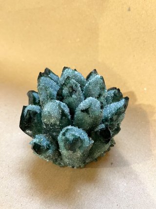 Minerale Quarzo Verde Fantasma