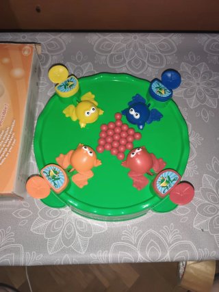 Juego de mesa ranas trabagolas