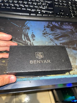 Reloj Benyar Negro y Plateado