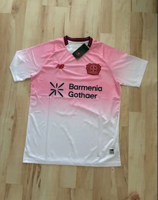 Camiseta New Balance Rosa y Blanca Talla M