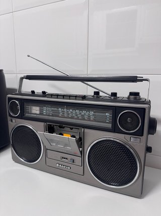 Radiocasete Sanyo M9930L