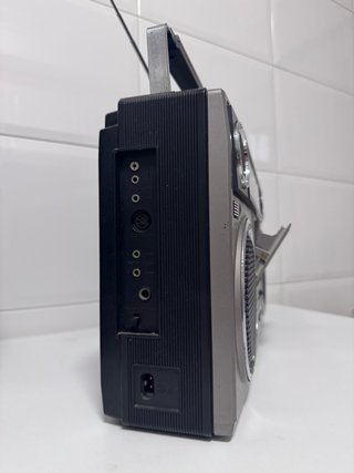 Radiocasete Sanyo M9930L
