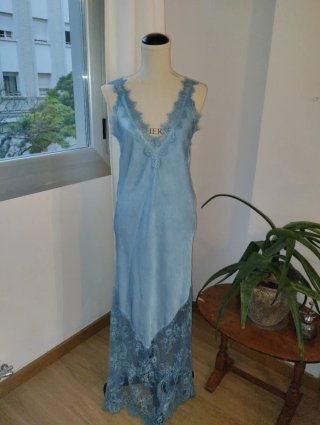 Vestido Lencero Azul Largo Encaje