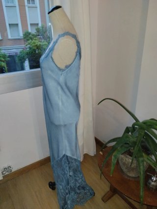 Vestido Lencero Azul Largo Encaje