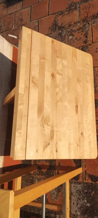 Mesa plegable pared + 2 taburetes madera