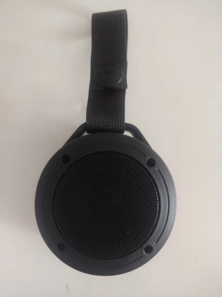 Altavoz portátil con asa