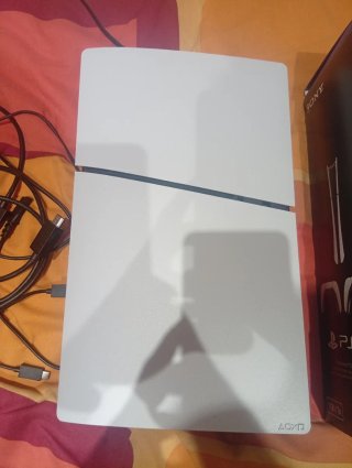 PlayStation 5 Edición Digital + 2 mandos