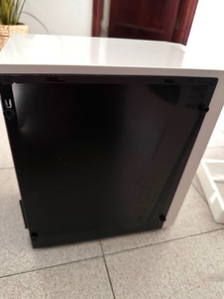Torre PC Gaming RGB compacta