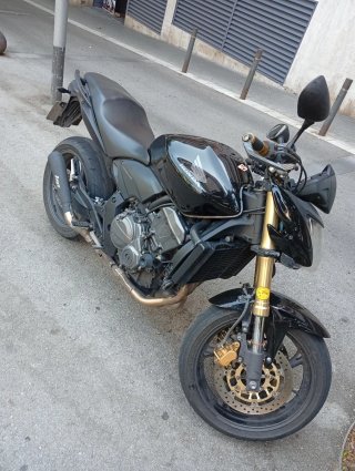 Honda Hornet Cambio