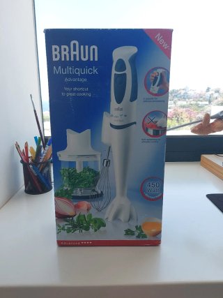 Batidora de mano con accesorios