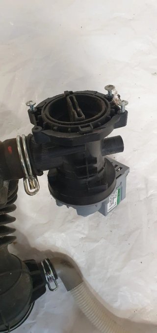Bomba desagüe Lavadora Ariston Hotpoint AQ114D 69D