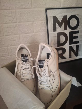 Golden Goose Ballstar Sneakers