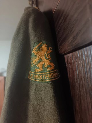 Chaqueta militar verde