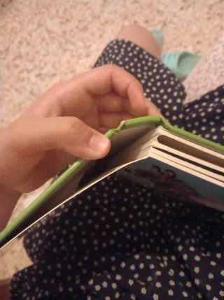 Libro infantil " Toca toca animales suaves".