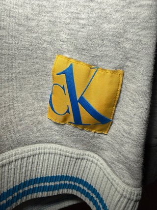 Jersey fino Calvin Klein gris y azul