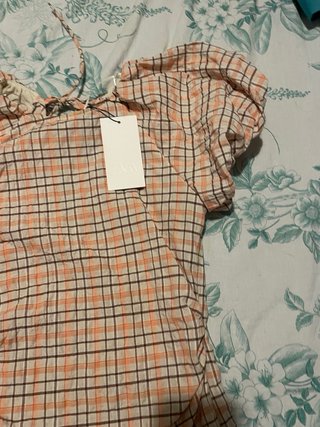 Blusa Zara cuadros naranja y marrón talla M