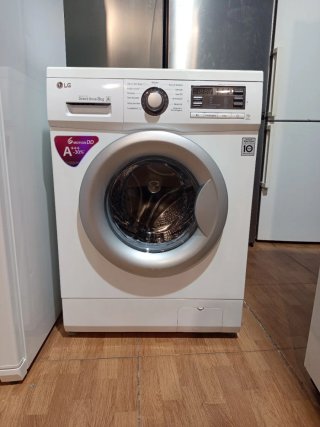 Lavadora LG 8kg Direct Drive Garantía 3 meses