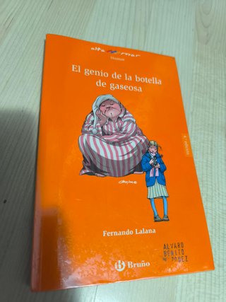 Libro el Genio de la botella de gaseosa