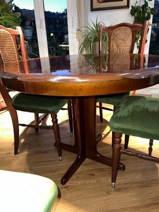 Mesa redonda vintage madera y ratán