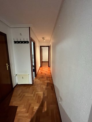 Piso para sonorama con piscina